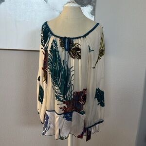 Hale~Bob - Lg Handmade silk & rayon beautiful top and it’s a versatile neckline